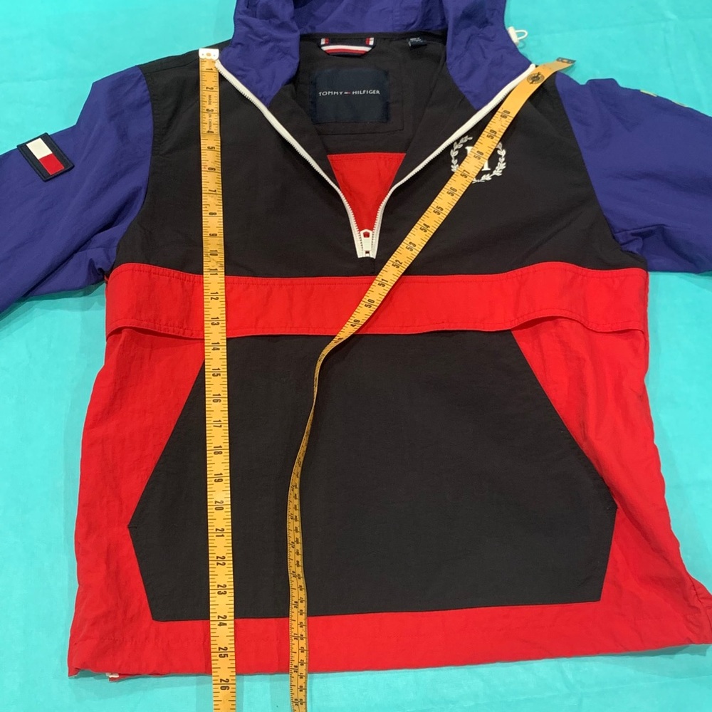 Tommy Hilfiger 1/4 Zip Windbreaker Hoodie - Picture 5 of 9